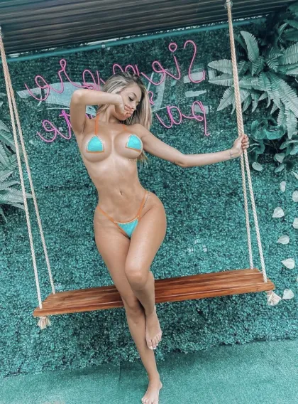 Profil escort de Nathalie à Colmar