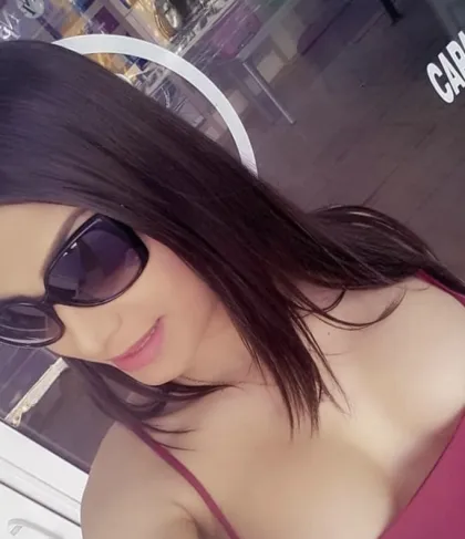 Profil escort de Saanara à Ajaccio