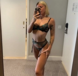 girl escort nancy anna