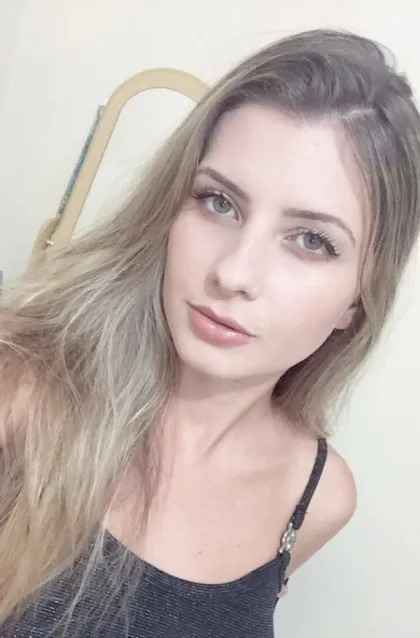 Profil escort de Dora à Noisy-le-Grand