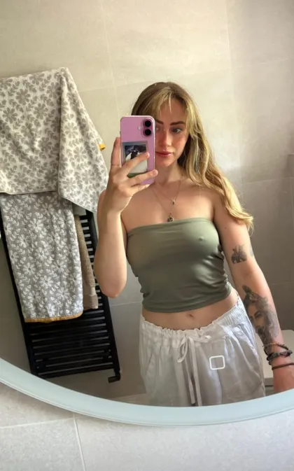 Profil escort de Alissa blo'de à Aulnay-sous-Bois